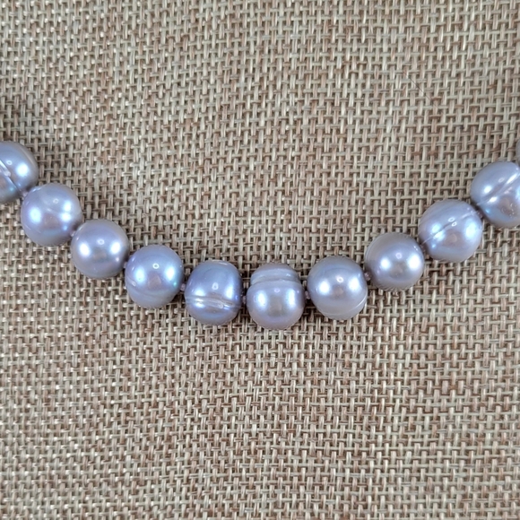 REAL 17" Gray Pearl Necklace - Picture 3 of 8